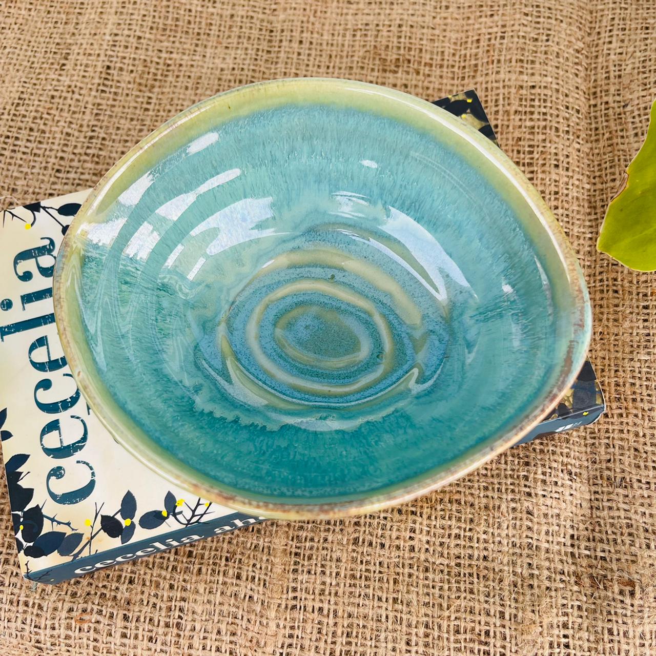 Glazed Shell Snack Bowl