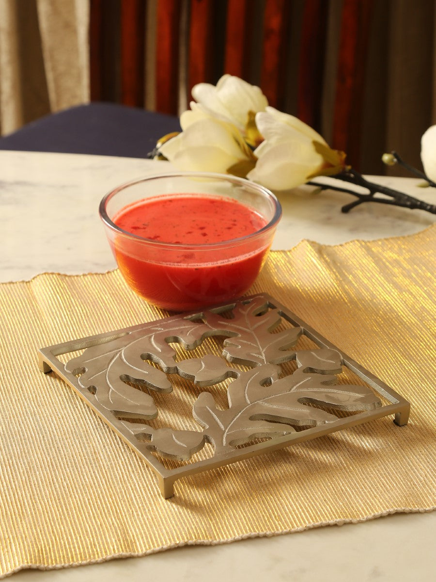 Leaf Design Square Trivet In Matt Silver