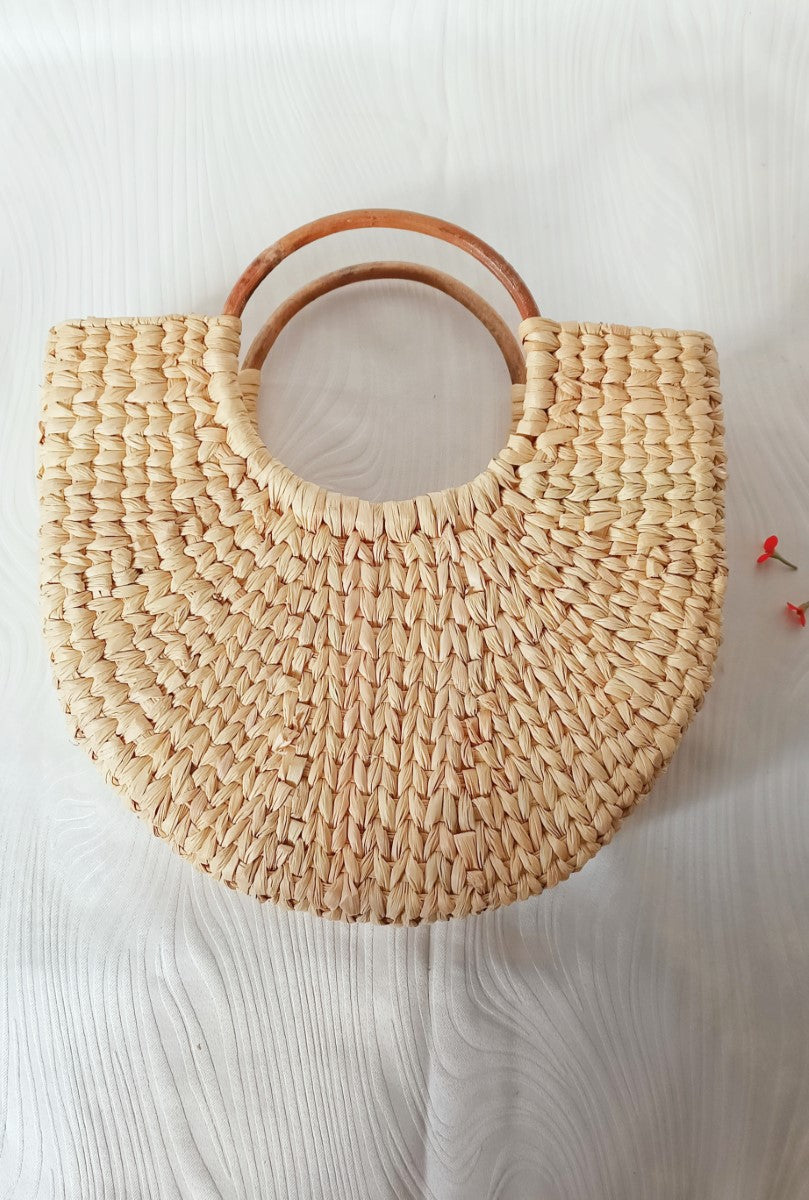Handicraft Kouna Bag with 3 compartments, Dori tie ups, ideal for Unisex in  Thoubal at best price by ECOINGREEN - Justdial
